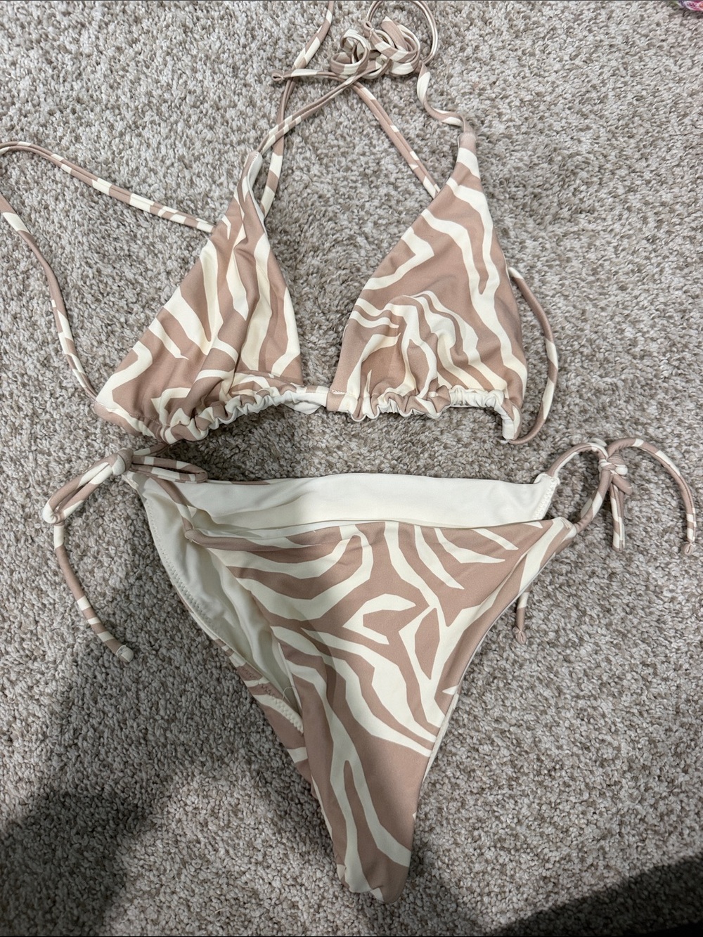 Victoria's Secret Taupe and Cream Zebra Print String Bikini